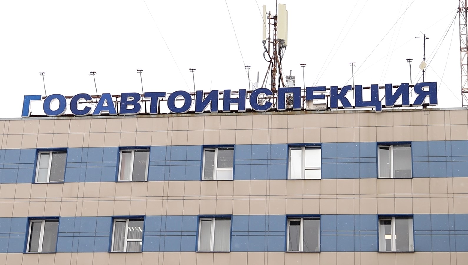 Новые правила сдачи на права: за телефон на экзамене — удаление и пересдача только через год