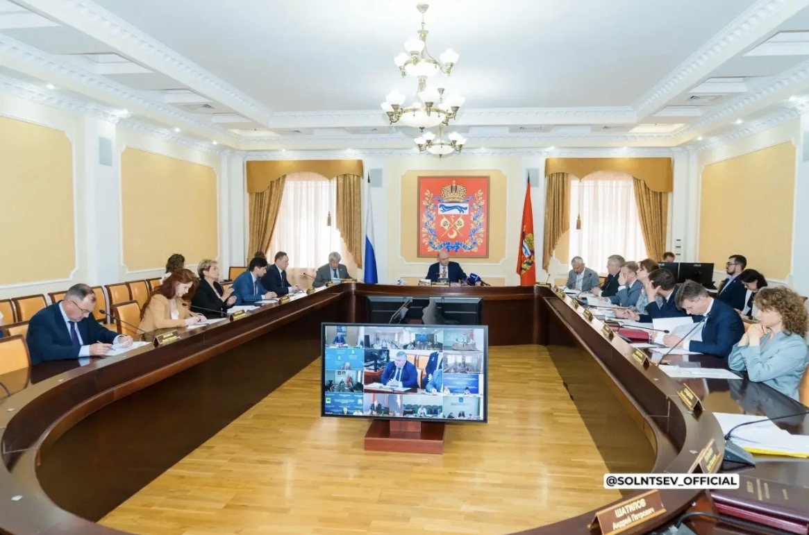 Губернатор Оренбуржья Евгений Солнцев подвел итоги заседания Правительства