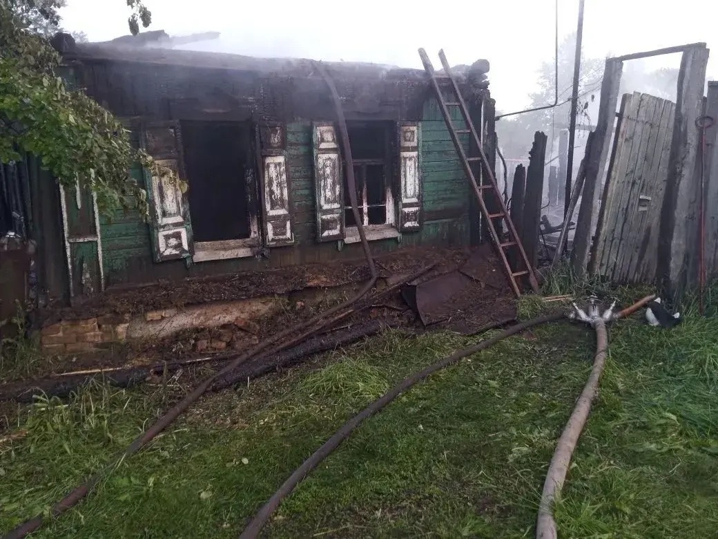 Ночной пожар в Тюльганском районе унёс жизнь мужчины