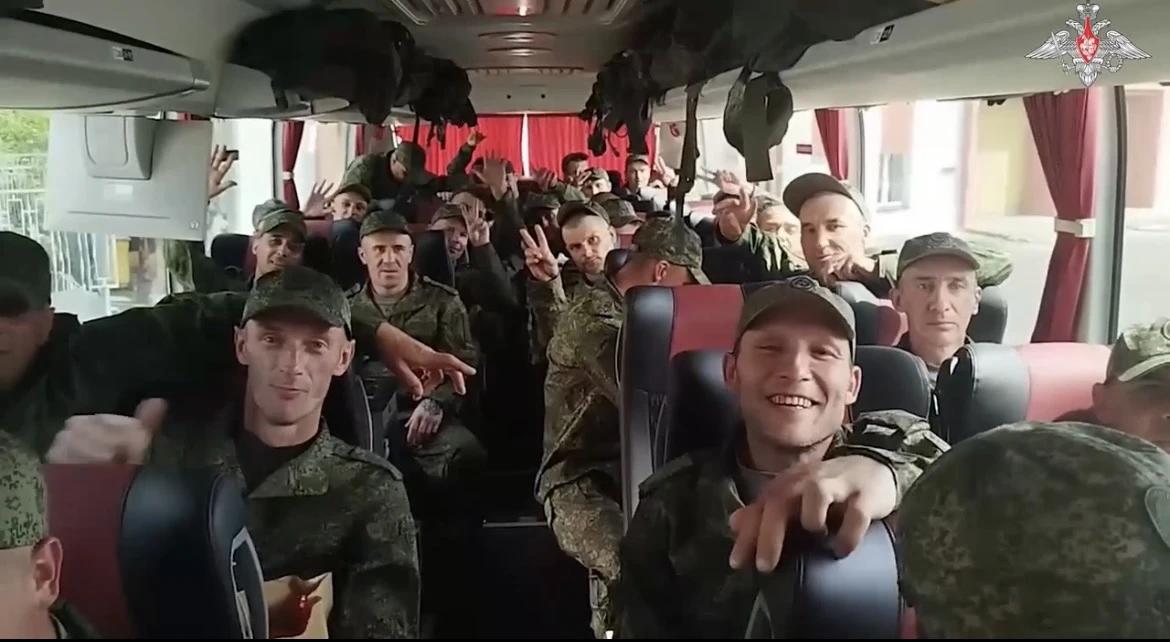 Двое оренбуржцев вернулись из украинского плена в ходе обмена