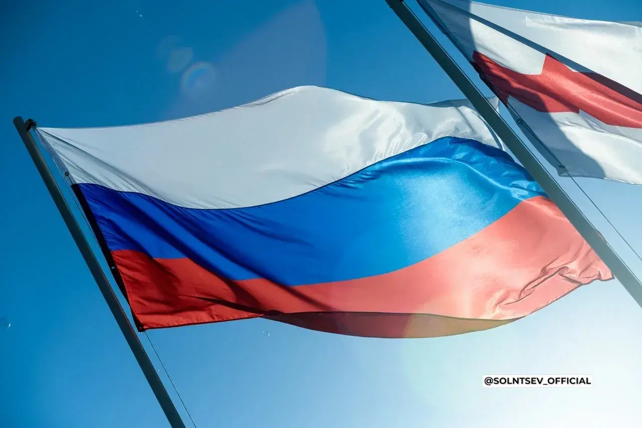 Евгений Солнцев поздравил оренбургских сотрудников и ветеранов органов следствия с профессиональным праздником