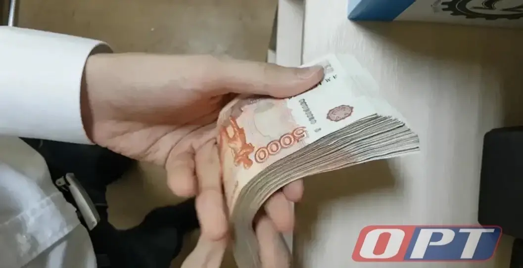 В Бугуруслане задержали мошенников, похитивших у пенсионерки почти миллион рублей