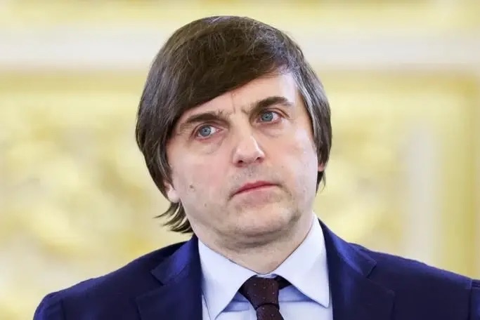 В десяти школах каждого региона с 1 сентября введут оценки за поведение