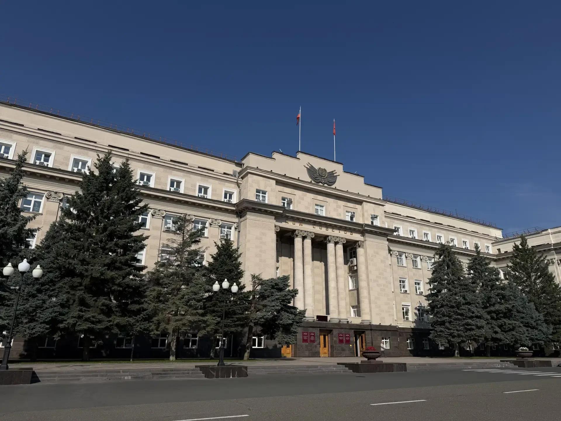 Губернатор Оренбургской области обсудил безопасность школ и избирательных участков