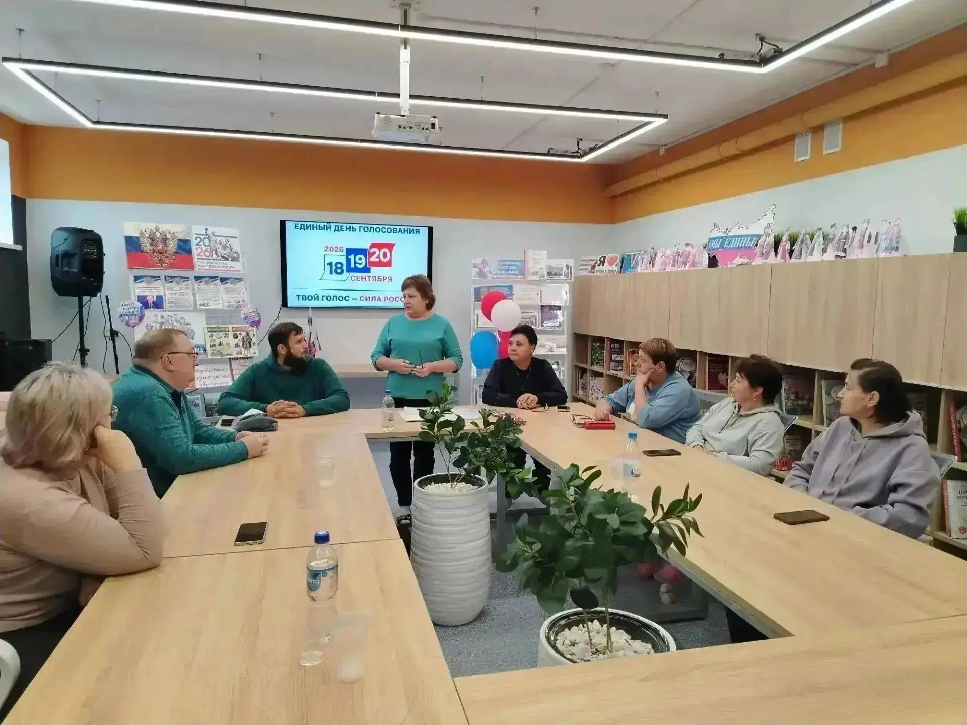 В Оренбуржье начали работу более тысячи участковых избирательных комиссий