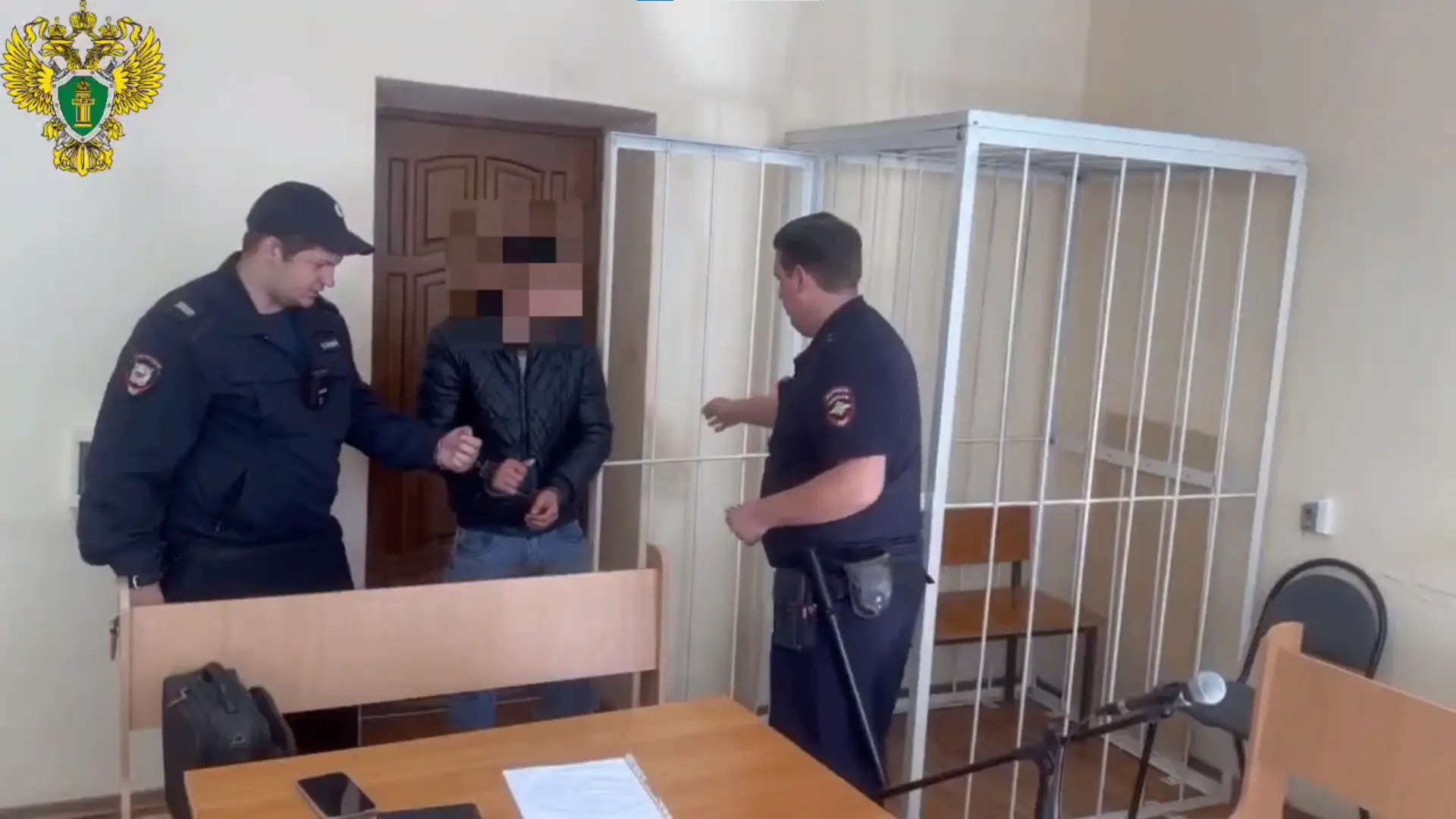 Один против троих: в Бузулуке мужчину заключили под стражу за покушение на тройное убийство