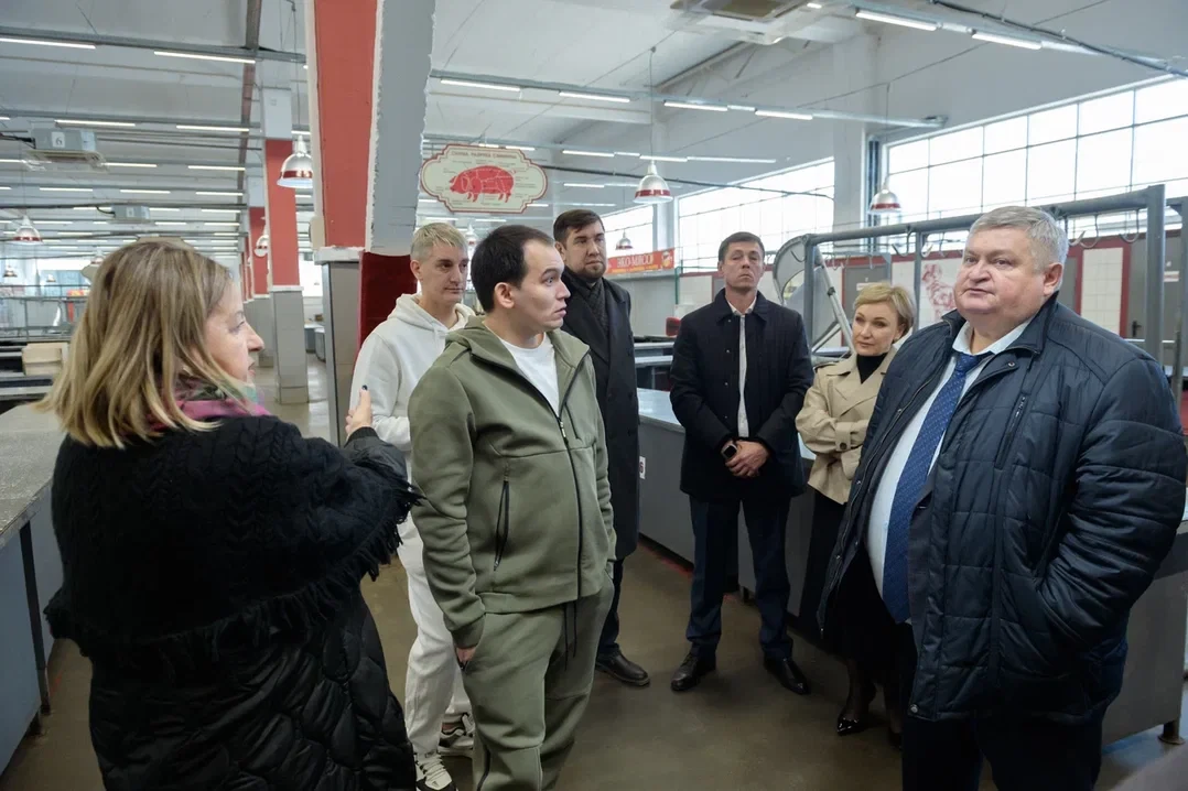 Сергей Балыкин провёл рабочую встречу на Центральном рынке Оренбурга