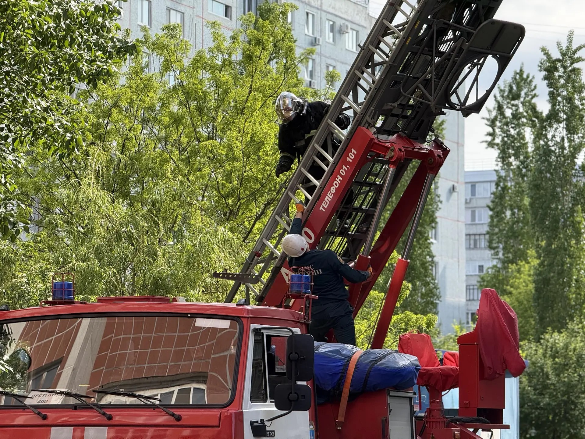 В Акбулакском районе при пожаре в жилом доме пострадала женщина